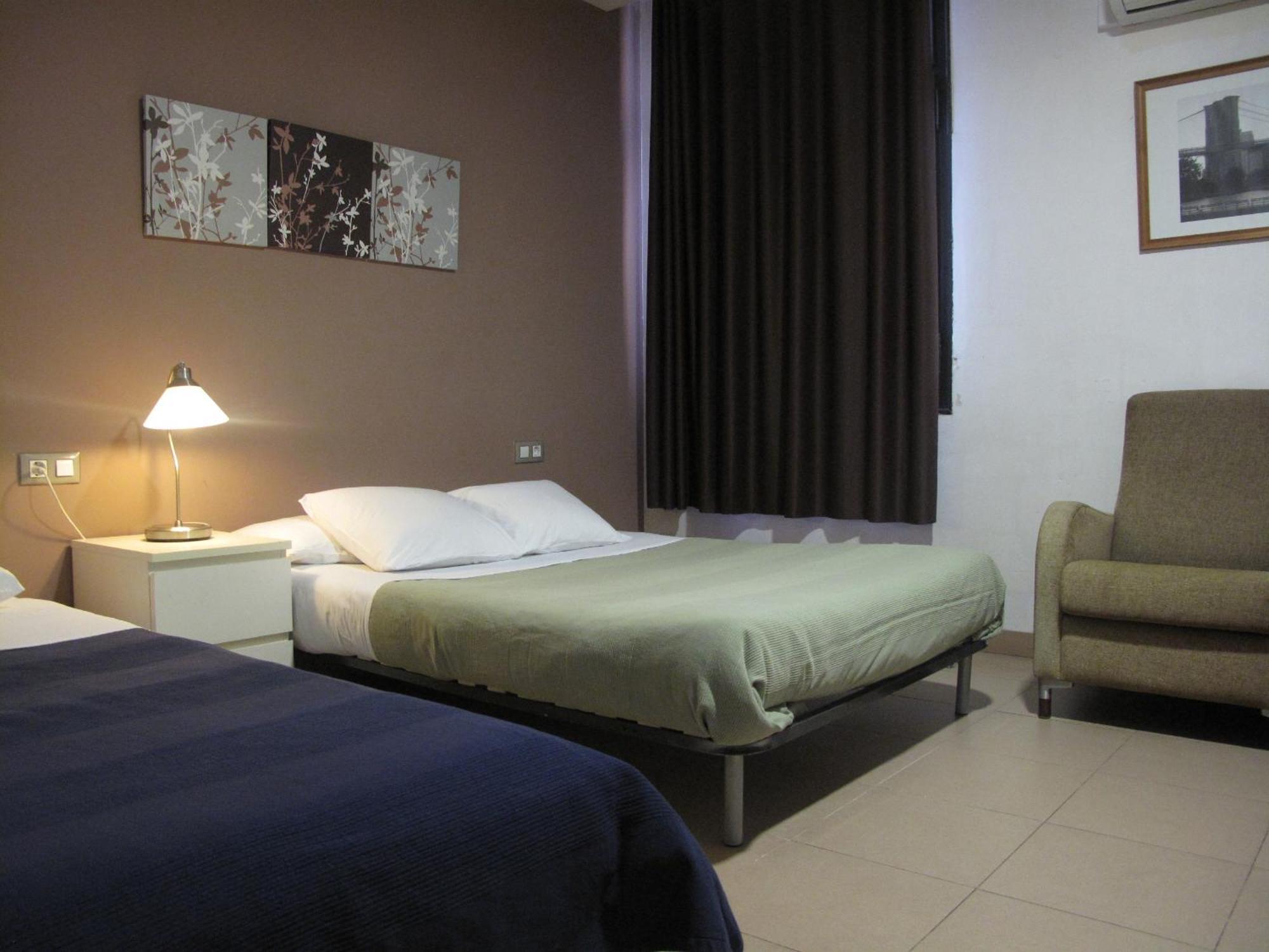 Hostal Lk Barcelona — Fotos 2
